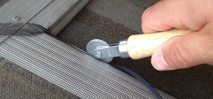 metal screen door repair in Olivehurst