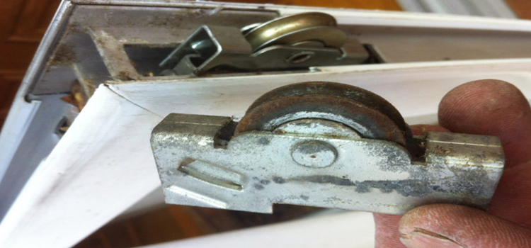 screen door roller repair in Olivehurst